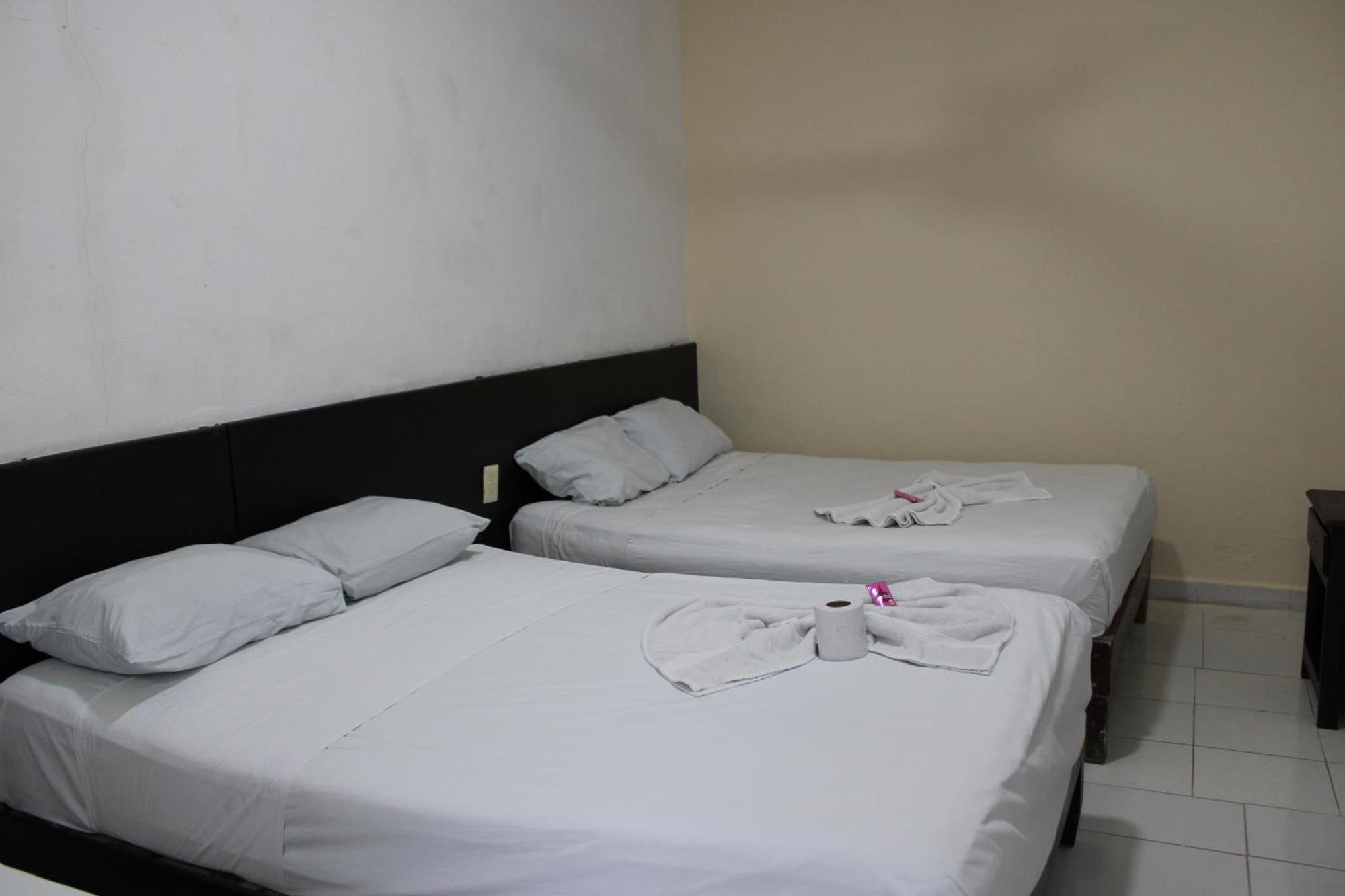 Oyo Hotel Colibri Chetumal Ngoại thất bức ảnh